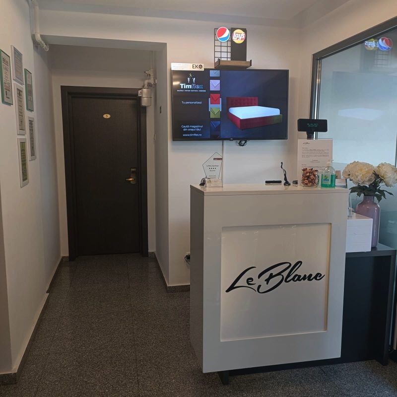 Reteaua Digitala DOOH Indoor - LE BLANC | Apart Hotel