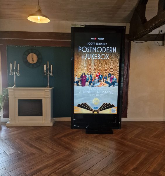 Reteaua Digitala DOOH Indoor - Mosia Navaro – Zonă restaurant Reteaua Digitala DOOH Indoor - Mosia Navaro – Zonă restaurant